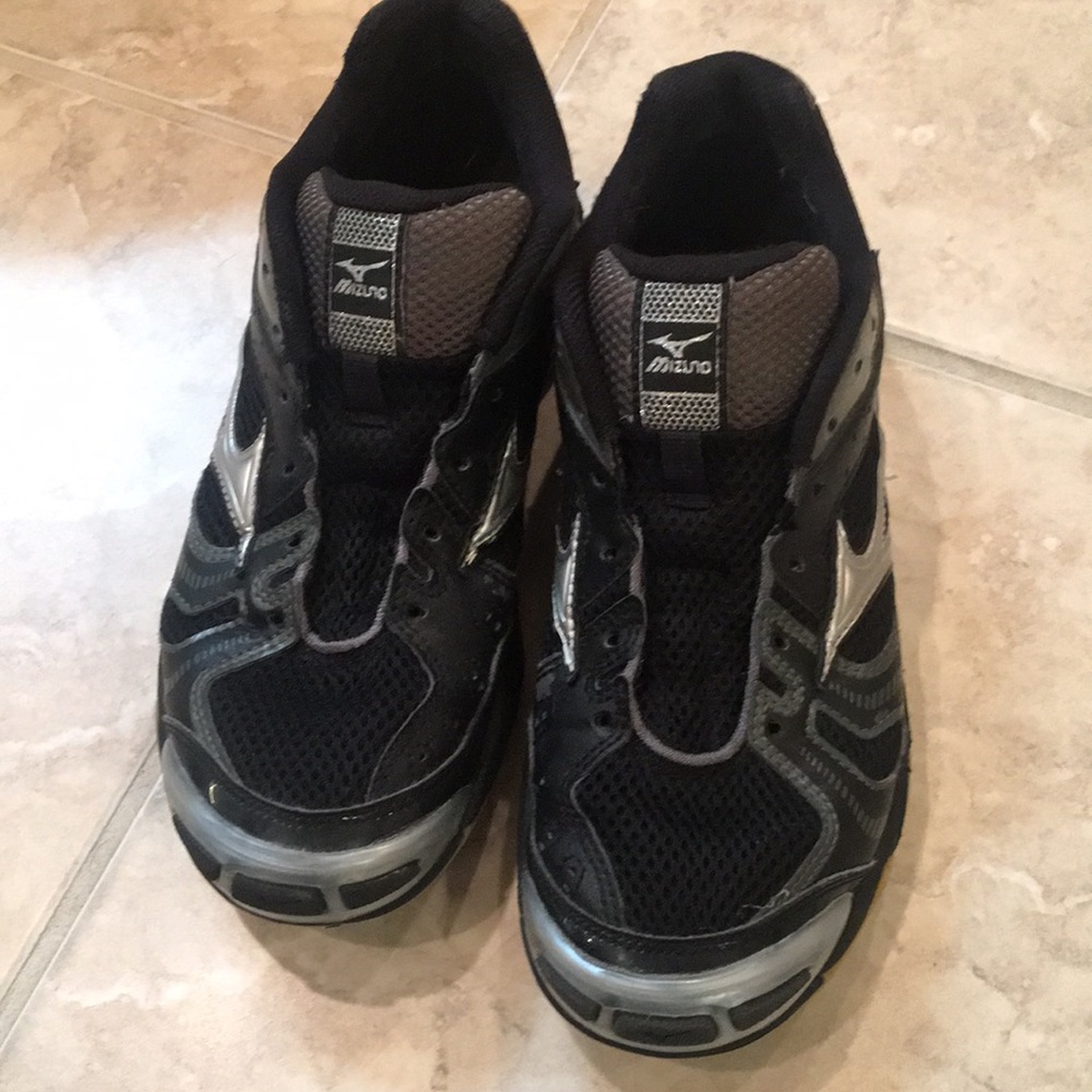 Mizuno Volleyball Shoes